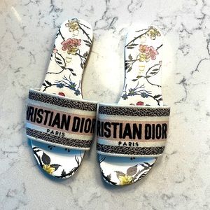 Dior Dway Slide, size 35 women’s